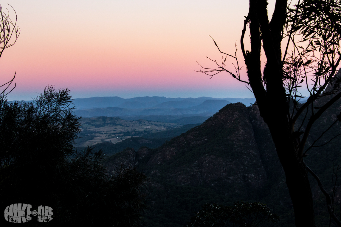 Mt Barney Sunset, solo hiking